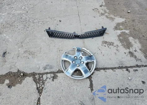 2001 Toyota Echo z USA, uszkodzony, nr VIN JTDBT123110190079